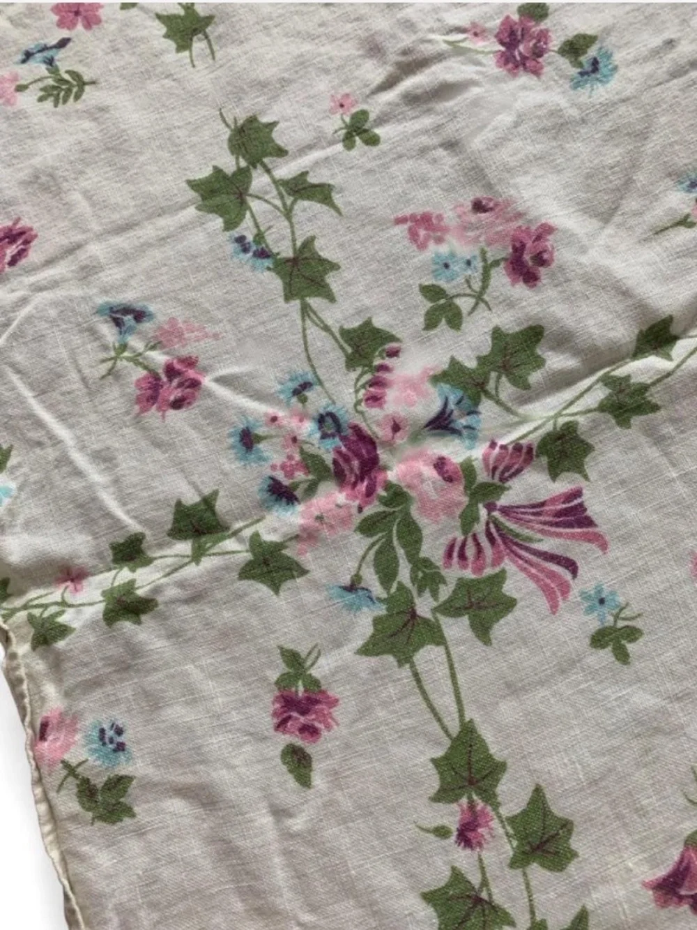 Vintage Cotton Tablecloth English Ivy Flowers and Bows Pink Purple Green 44x48